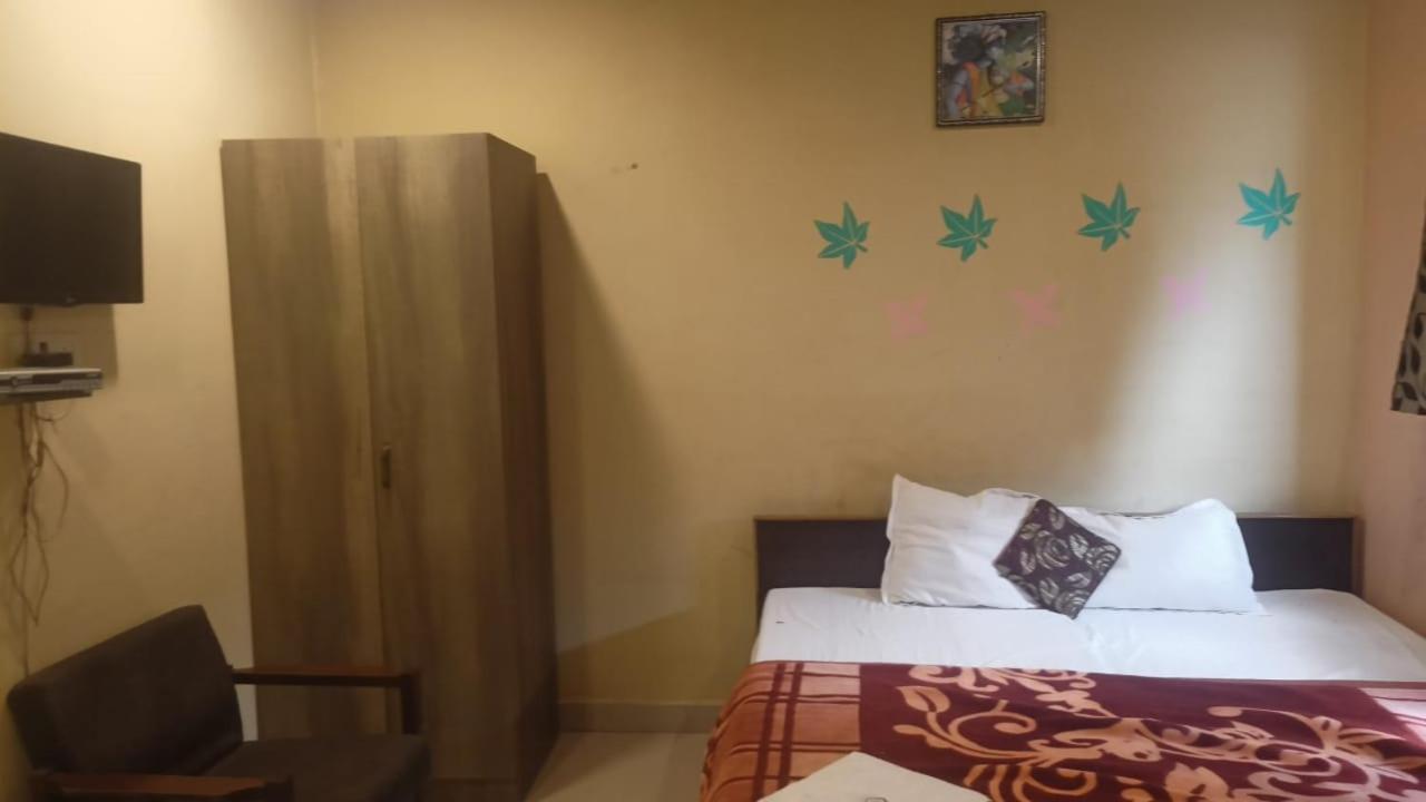 Hotel Shyam Utsav Mirzāpur Extérieur photo
