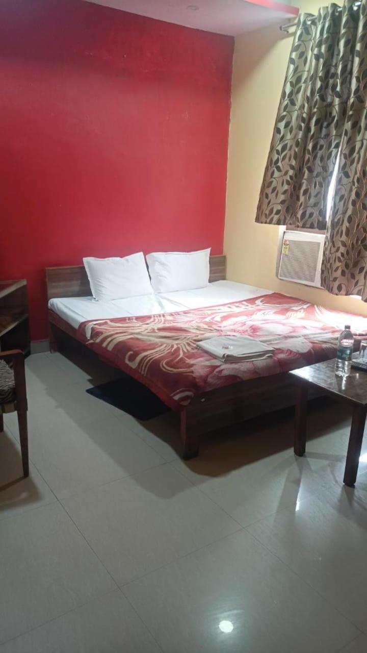 Hotel Shyam Utsav Mirzāpur Extérieur photo